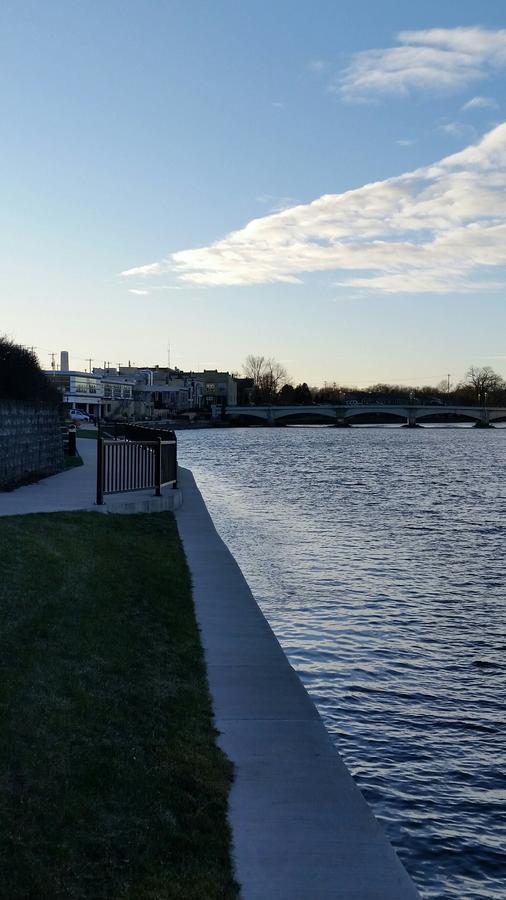 Riverwalk Inn & Suites Fort Atkinson Dış mekan fotoğraf